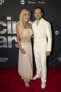 TORI SPELLING, PASHA PASHKOV