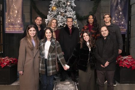 TOP: DOMINIC ZAMPROGNA, GENIE FRANCIS, MAURICE BENARD, TANISHA HARPER, GIOVANNI MAZZA
BOTTOM: BRAEDYN BRUNER, KRISTEN VAGANOS, KATE MANSI, JONATHAN JACKSON