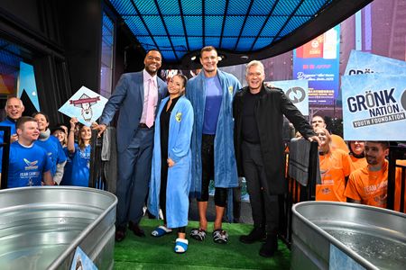 MICHAEL STRAHAN, CAMILLE KOSTEK,  ROB GRONKOWSKI, SAM CHAMPION