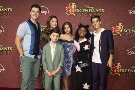 DAVID HENRIE, MIMI GIANOPULOS, MAX MATENKO, JANICE LEANNE BROWN, TAYLOR CORA, ALKAIO THIELE