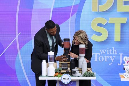 MICHAEL STRAHAN, TORY JOHNSON