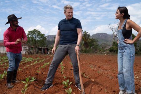 Jose, Gordon Ramsay and Mika talk at the tobacco farm. (National Geographic/Justin Mandel)