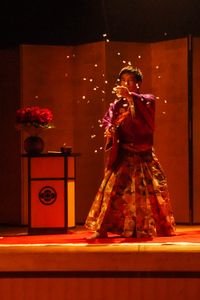 Taijyu Fujiyama performs traditional Tezuma magic at the Zōjō-ji Temple.  (National Geographic/Dana Hayes)