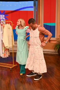 KELLY RIPA, MARK CONSUELOS