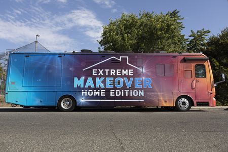 EXTREME MAKEOVER: HOME EDITION