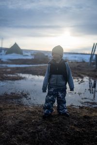 Sabastian Hailstone in his families Kiwalik camp site. (BBC Studios Reality Productions/Ashton Hurlburt)