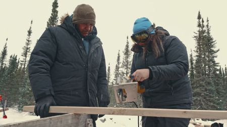 Emilie and Gilbert make great headway on their family cabin by putting up the walls. (Blue Ant Media/Tara Elwood)