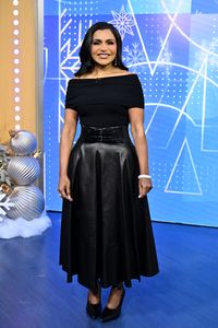 MINDY KALING