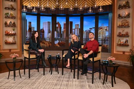 LAUREN GRAHAM, KELLY RIPA, MARK CONSUELOS