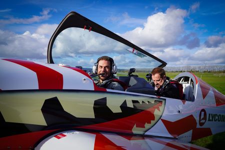Ross Edgley is about to go airborne to test out what its like to move like a hammerhead. Mark Greenfield is piloting the plane. (National Geographic/Rhiannon Burton)