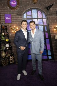 DAVID HENRIE (EXECUTIVE PRODUCER), GREGG SULKIN