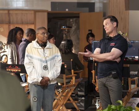 AISHA HINDS, PETER KRAUSE