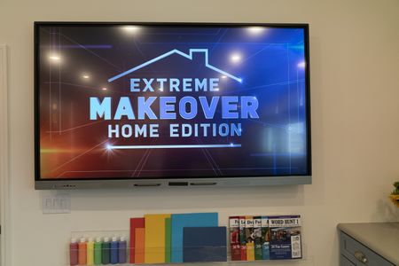 EXTREME MAKEOVER: HOME EDITION