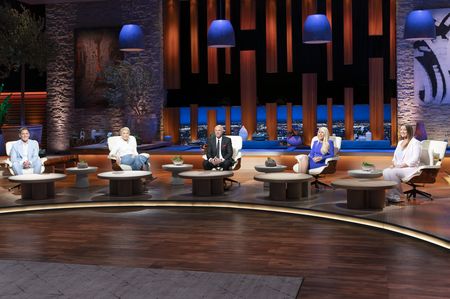 MARK CUBAN, BARBARA CORCORAN, KEVIN O'LEARY, LORI GREINER, JAMIE KERN LIMA