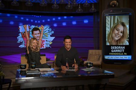 KELLY RIPA, MARK CONSUELOS