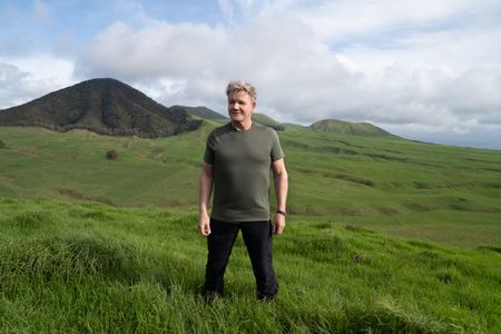 Gordon Ramsay in Hawaii. (National Geographic/Justin Mandel)