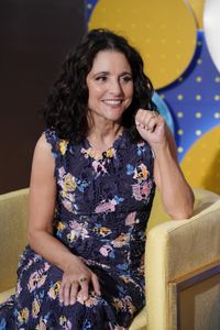 JULIA LOUIS-DREYFUS