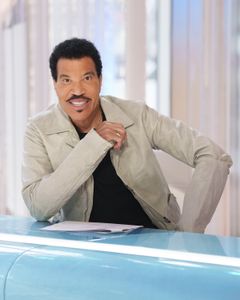 LIONEL RICHIE