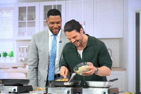 MICHAEL STRAHAN, DAN CHURCHILL