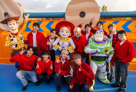 WOODY, SEVENTEEN, JESSIE, BUZZ LIGHTYEAR