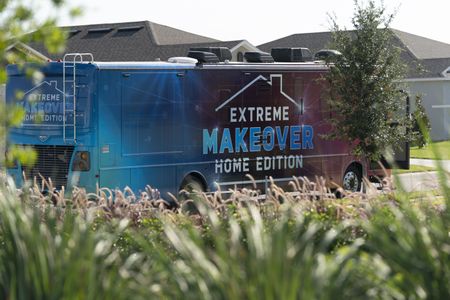 EXTREME MAKEOVER: HOME EDITION