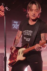 KEITH URBAN