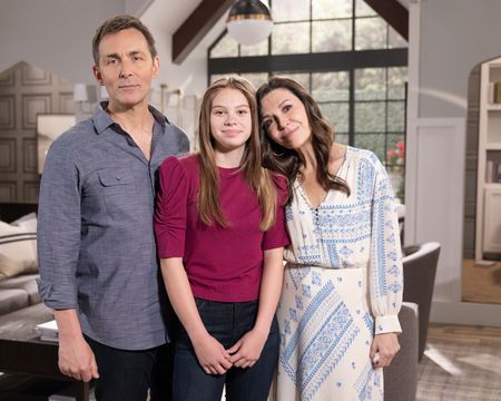 JAMES PATRICK STUART, SCARLETT FERNANDEZ, FINOLA HUGHES