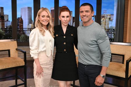 KELLY RIPA, ZOSIA MAMET, MARK CONSUELOS