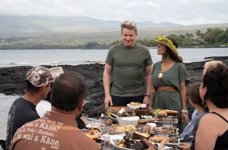 Gordon Ramsay and Chef Mikani present their dishes from the final cook to their guests in Hawaii. (National Geographic/Justin Mandel)