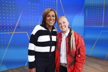 ROBIN ROBERTS, JOJO SIWA