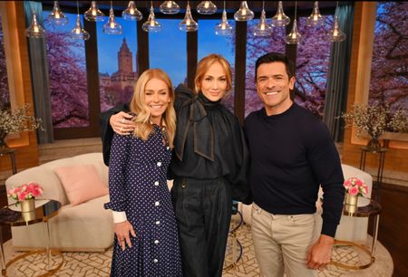 Kelly Ripa, Jennifer Lopez, Mark Consuelos