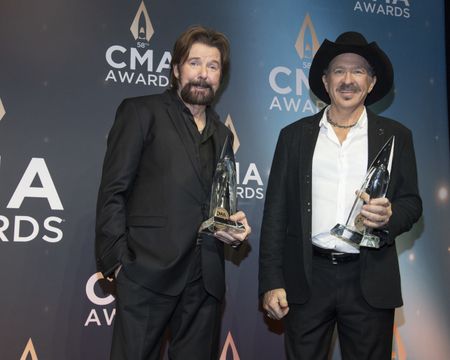 BROOKS & DUNN