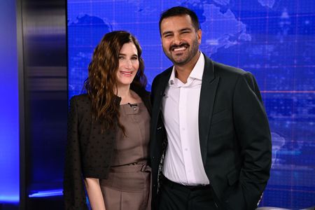 KATHRYN HAHN, ASHAN SINGH