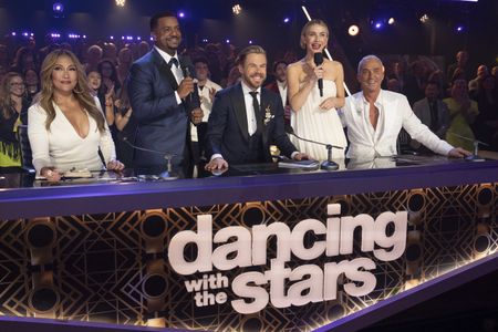 CARRIE ANN INABA, ALFONSO RIBEIRO, DEREK HOUGH, JULIANNE HOUGH, BRUNO TONIOLI