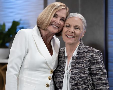 KASSIE DEPAIVA, JANE ELLIOT