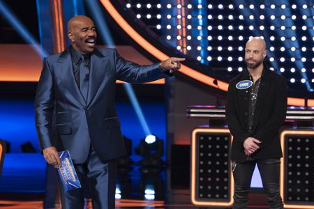 STEVE HARVEY, CHRIS DAUGHTRY