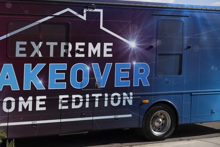 EXTREME MAKEOVER: HOME EDITION