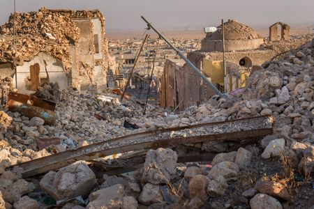 Sinjar, Iraq - Destroyed buildings and rubble in Sinjar, Iraq. (Sean Sutton)