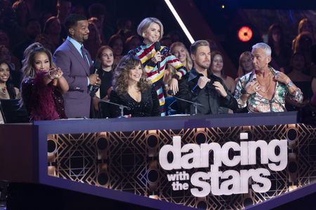 CARRIE ANN INABA, ALFONSO RIBEIRO, ROSIE PEREZ, JULIANNE HOUGH, DEREK HOUGH, BRUNO TONIOLI