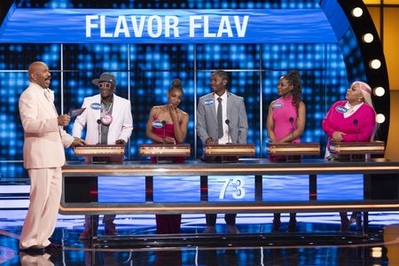 STEVE HARVEY, FLAVOR FLAV, SHANIQUE, WILLIAM, KARREN, DAZYNA