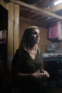 Mariana van Zeller discusses sextortion in a jail in Bulacan. (National Geographic for Disney)