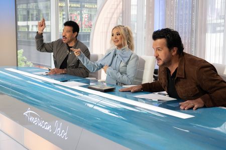 LIONEL RICHIE, CARRIE UNDERWOOD, LUKE BRYAN