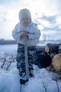 Sabastian Hailstone in his families Kiwalik camp site. (BBC Studios Reality Productions/Ashton Hurlburt)