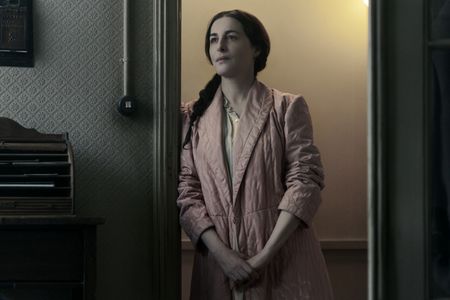 A SMALL LIGHT - Amira Casar as Edith Frank in A SMALL LIGHT. (Credit: National Geographic for Disney/Dusan Martincek)