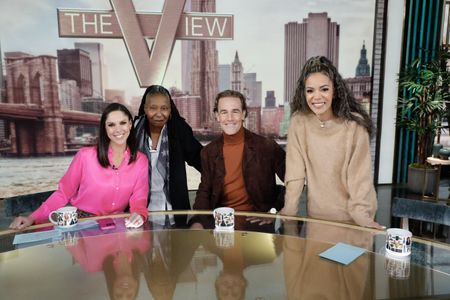  Abby Huntsman, Whoopi Goldberg, James Van Der Beek, Sunny Hostin
