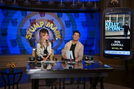 KELLY RIPA, MARK CONSUELOS