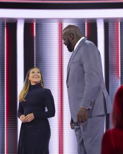 GINA RODRIGUEZ, SHAQUILLE O'NEAL