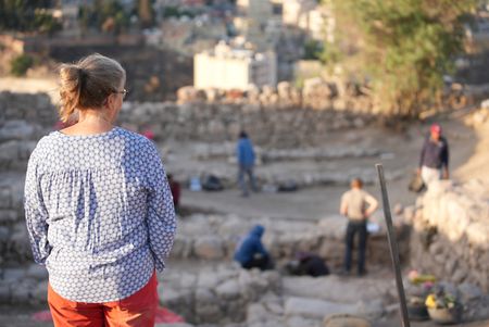 Kim Thomas overlooks the citadel excavation site in Amman, Jordan. (Windfall Films/Alex Collinge)