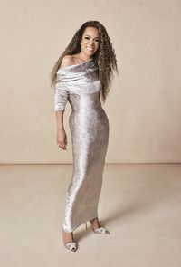 Bio profile offSunny Hostin