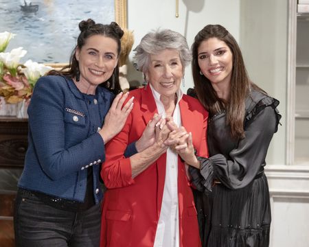 RENA SOFER, ELLEN TRAVOLTA, AMANDA SETTON